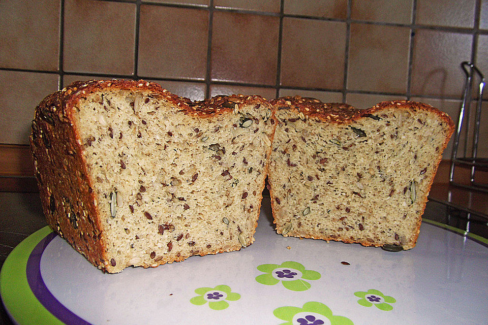 Eiweißbrot mit  Sämereien