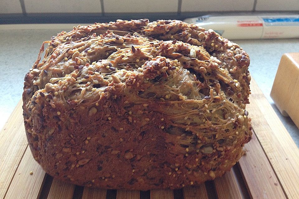 Eiweißbrot mit  Sämereien