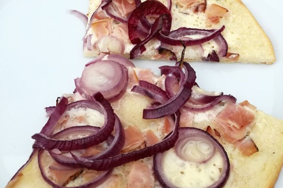 Elsässer Flammkuchen