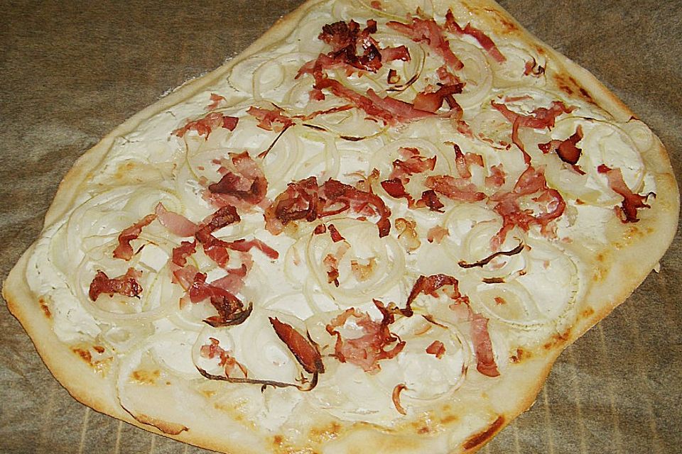 Elsässer Flammkuchen