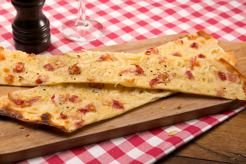 Elsässer Flammkuchen