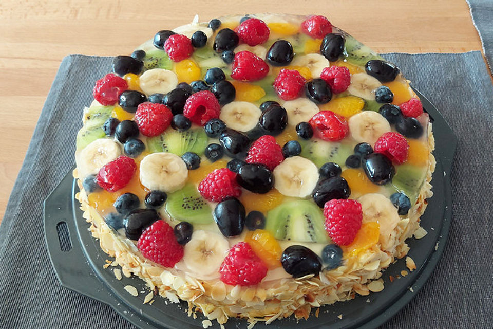 Bunte Obsttorte