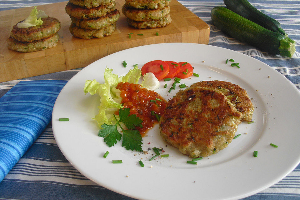 Zucchini-Grünkern-Bratlinge