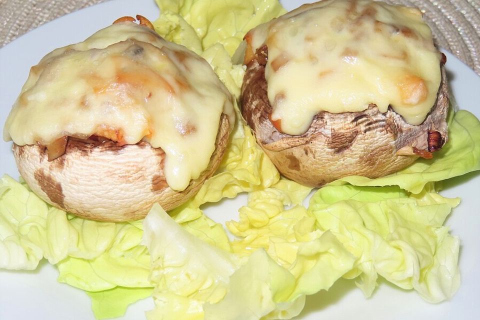 Gefüllte Champignons mit Apfel