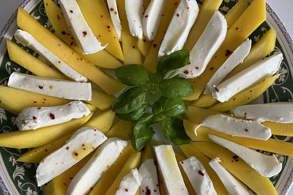 Mango mit Mozzarella