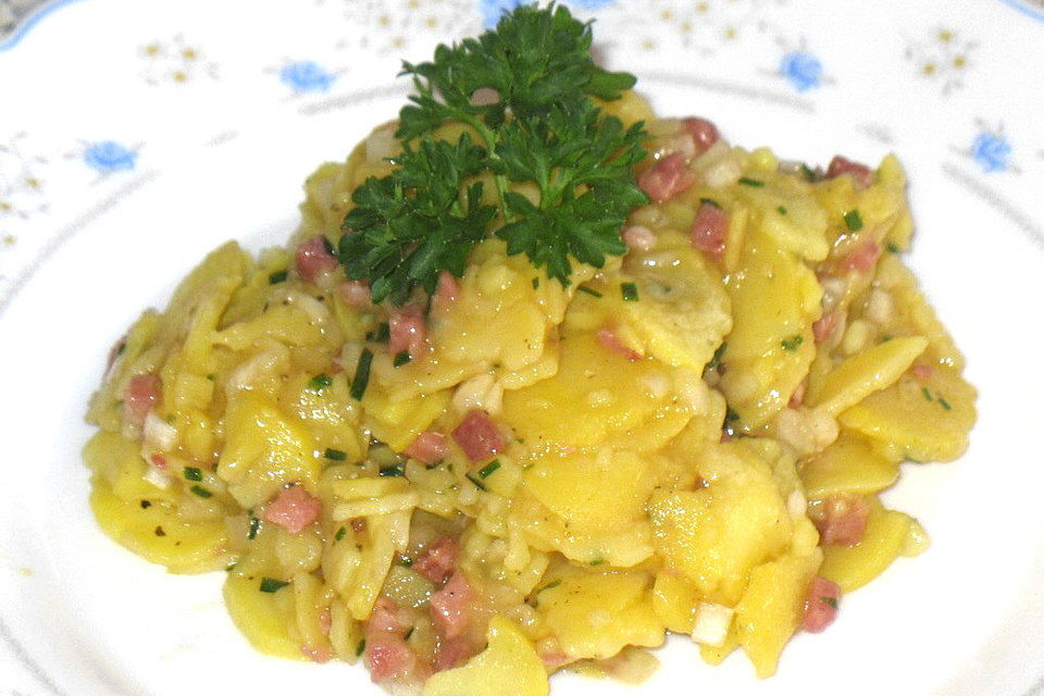 Kartoffelsalat mit Speck