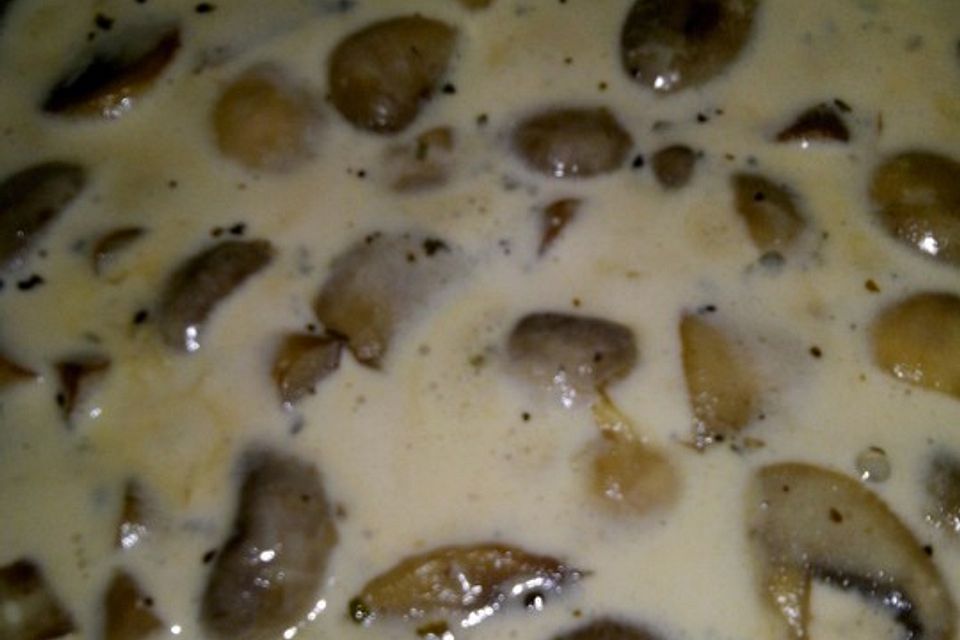 Knoblauch - Champignon - Cremesuppe