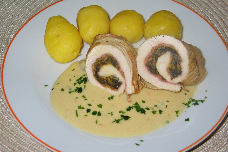 Gefüllte Putenröllchen mit Champignons