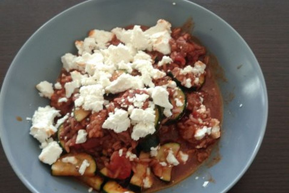 Zucchini-Hackfleischpfanne mit Feta