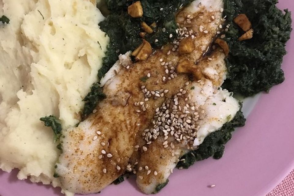 Pangasiusfilet im Spinatbett - asiatisch