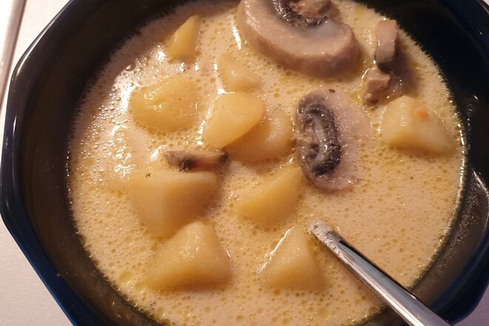 Kartoffel - Champignon - Suppe