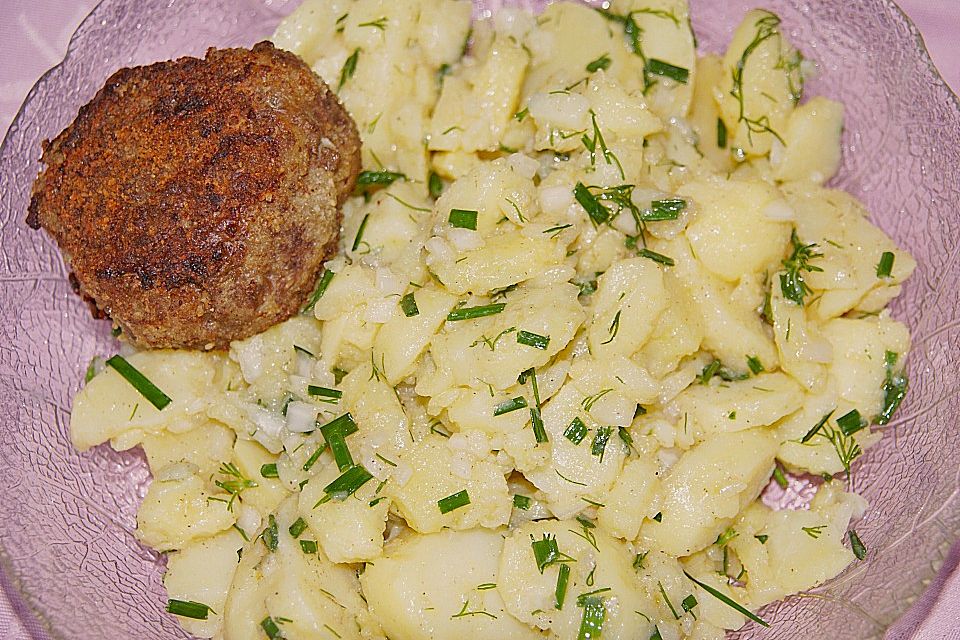 Einfacher grüner Kartoffelsalat