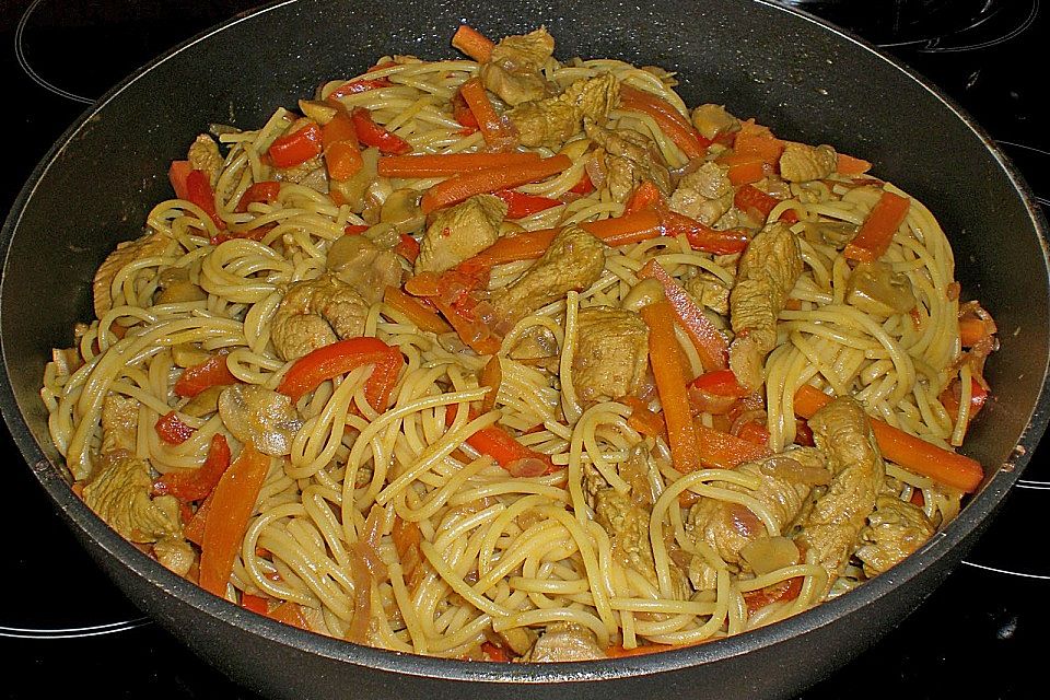 Puten-Spaghetti Pfanne