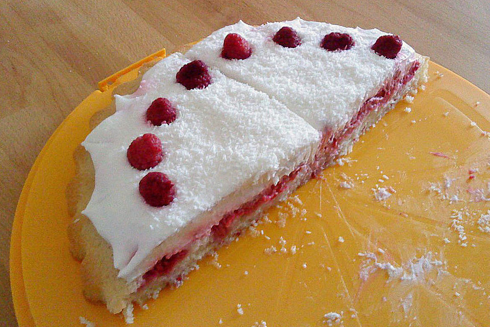 Kokos-Himbeer-Torte