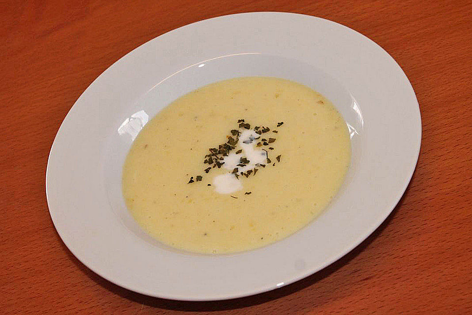 Kartoffelstampfersuppe