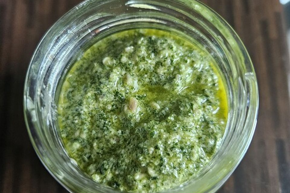 Brennnessel-Pesto