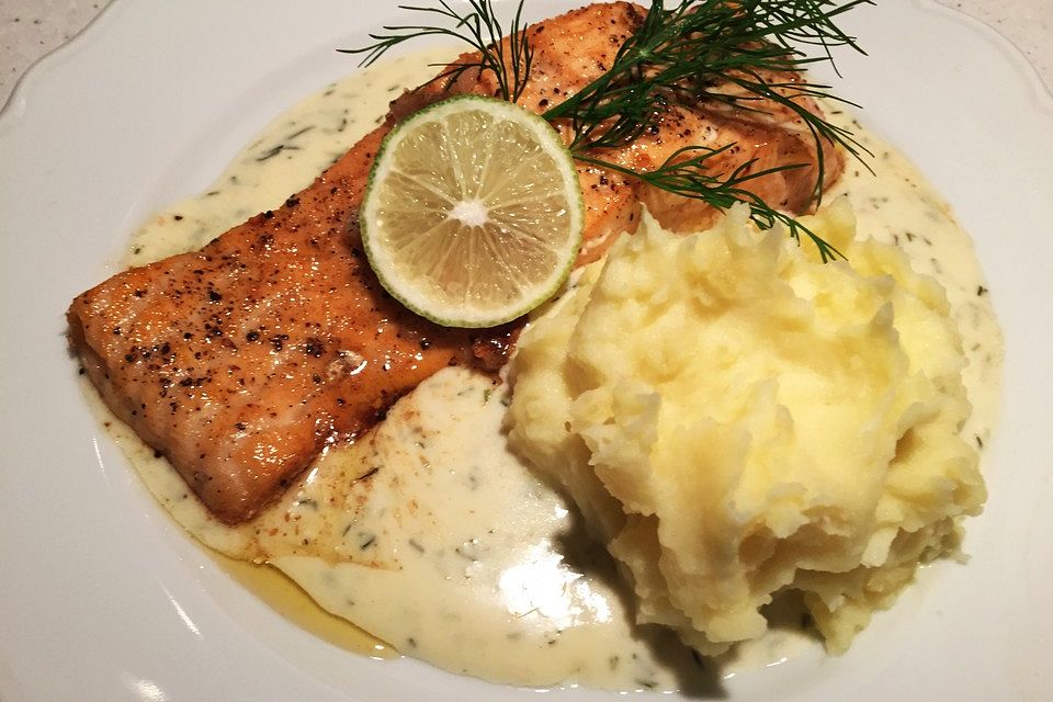 Lachsfilet in Dillcreme