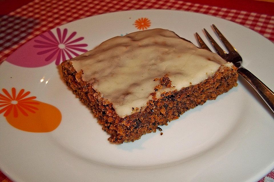 Walnuss-Möhrenkuchen