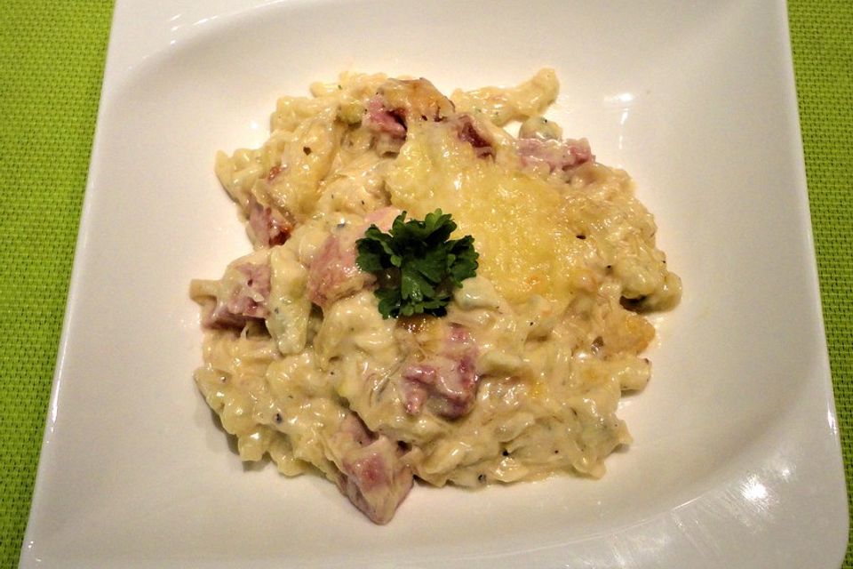 Schwäbischer Sauerkraut-Spätzle Auflauf