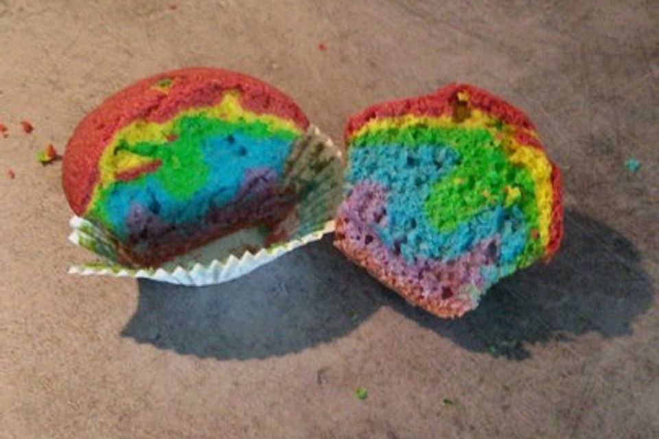 Regenbogenkuchen