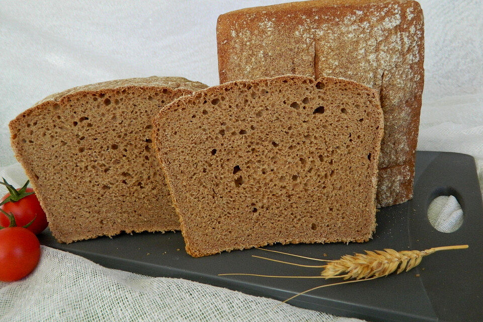 Vollkornbrot mit Sauerteig