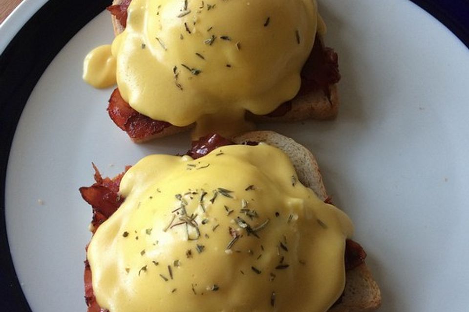 Eggs Benedict