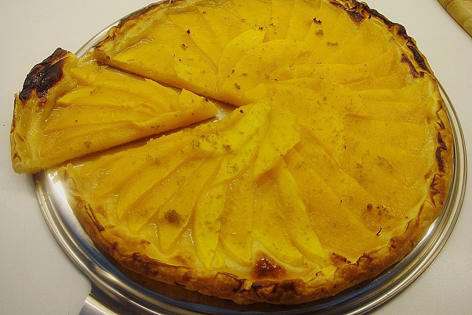 Mangotarte mit Limette