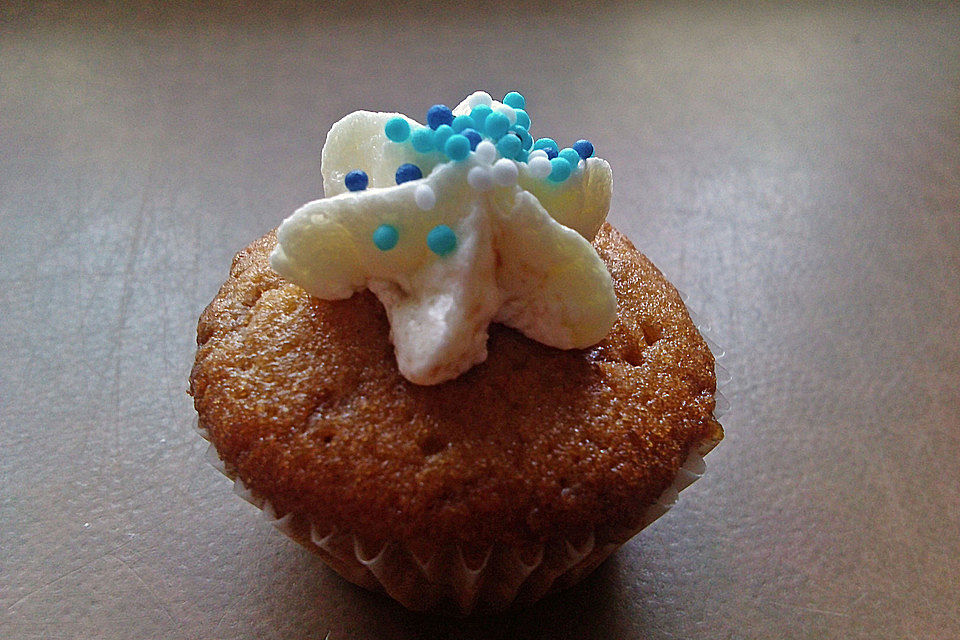 Vanille-Cupcakes mit Buttercreme