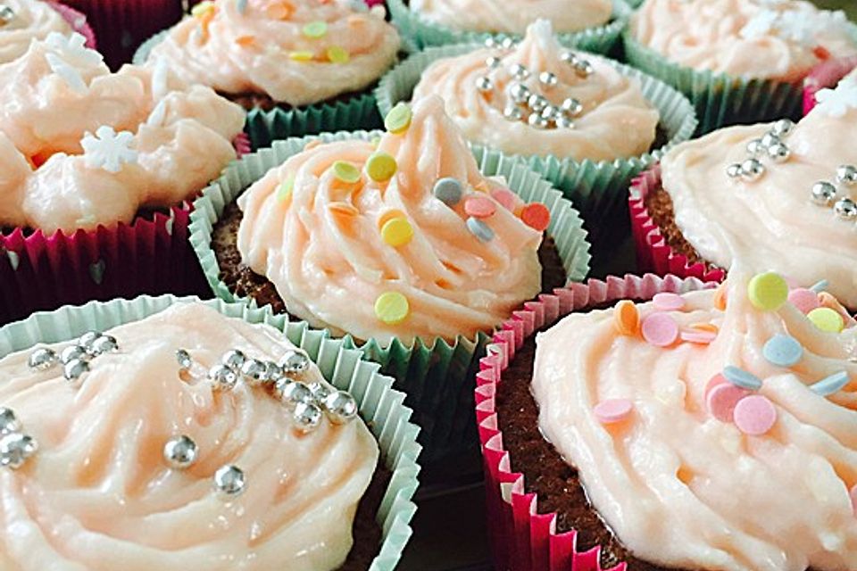 Vanille-Cupcakes mit Buttercreme