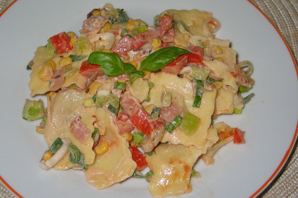 Raviolisalat