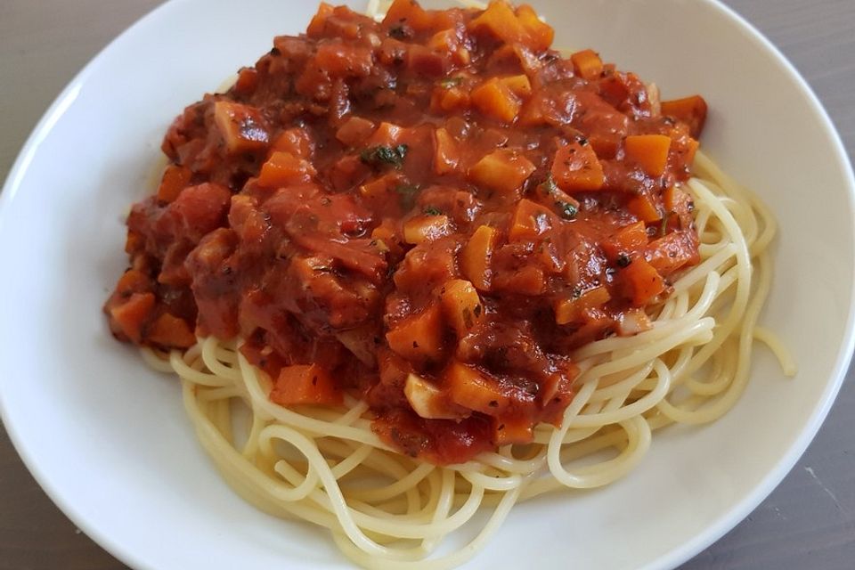 Karotten-Sellerie-Bolognese