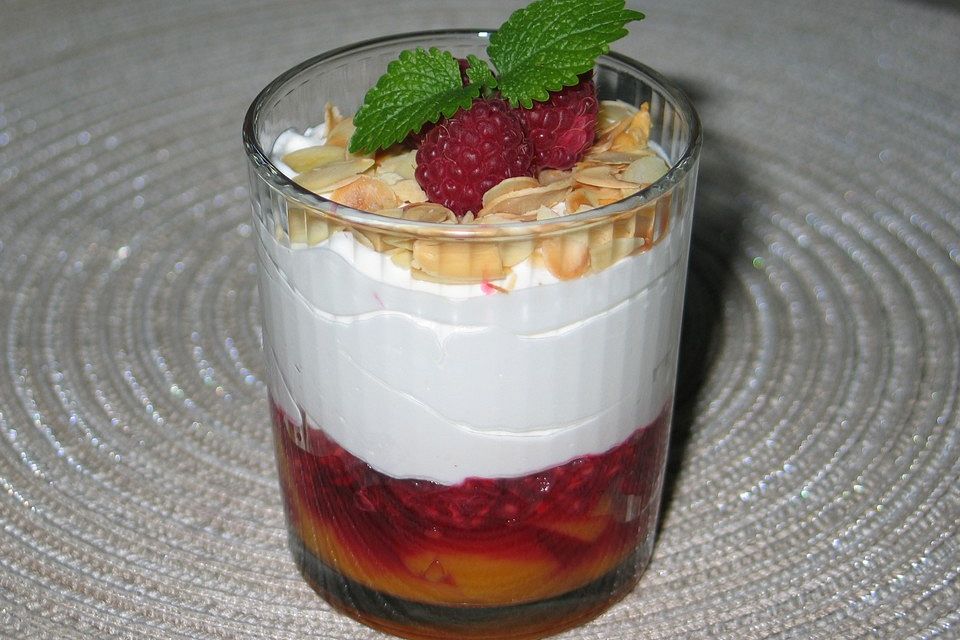 Himbeer-Pfirsich Dessert