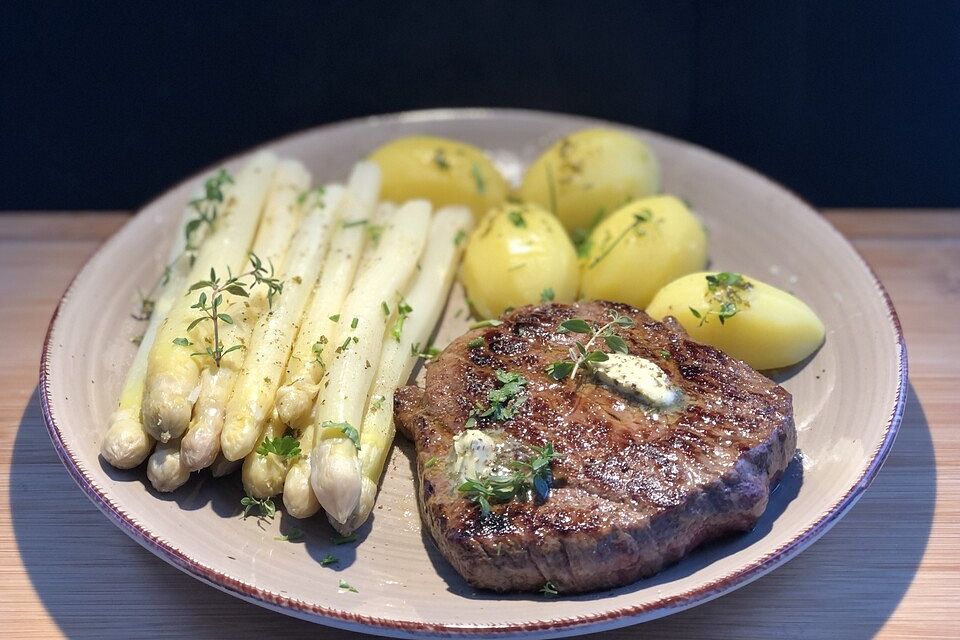 Genießer-Spargel mit Rumpsteak