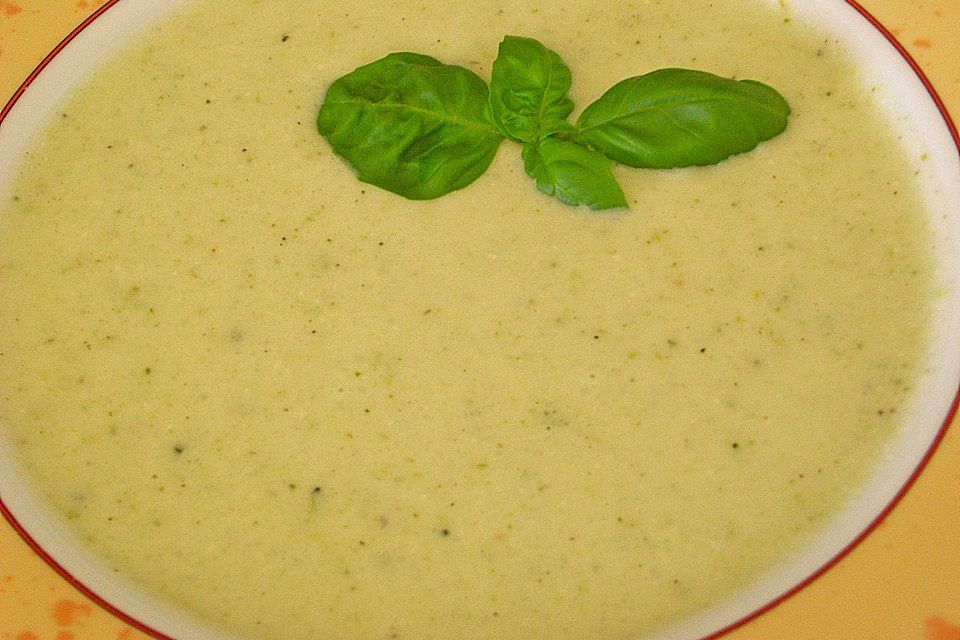 Blumenkohl - Brokkoli - Suppe