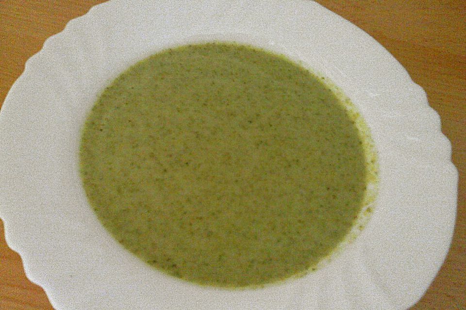 Blumenkohl - Brokkoli - Suppe