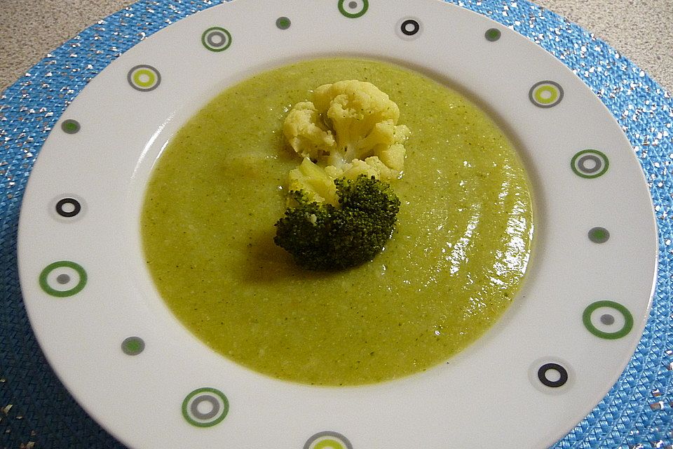 Blumenkohl - Brokkoli - Suppe