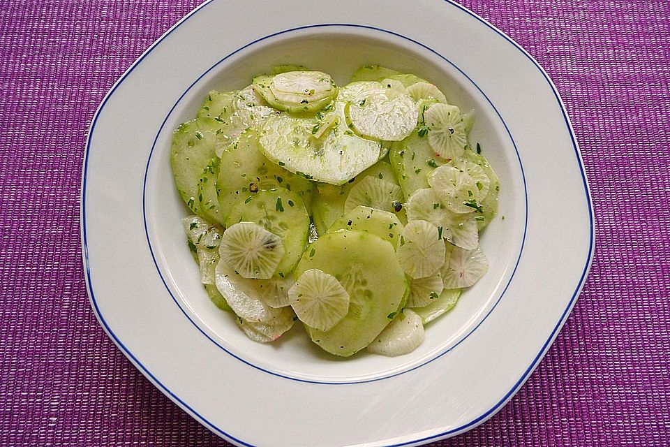 Rettichsalat mit Gurke