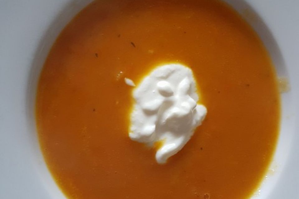 Orangen-Karotten-Suppe