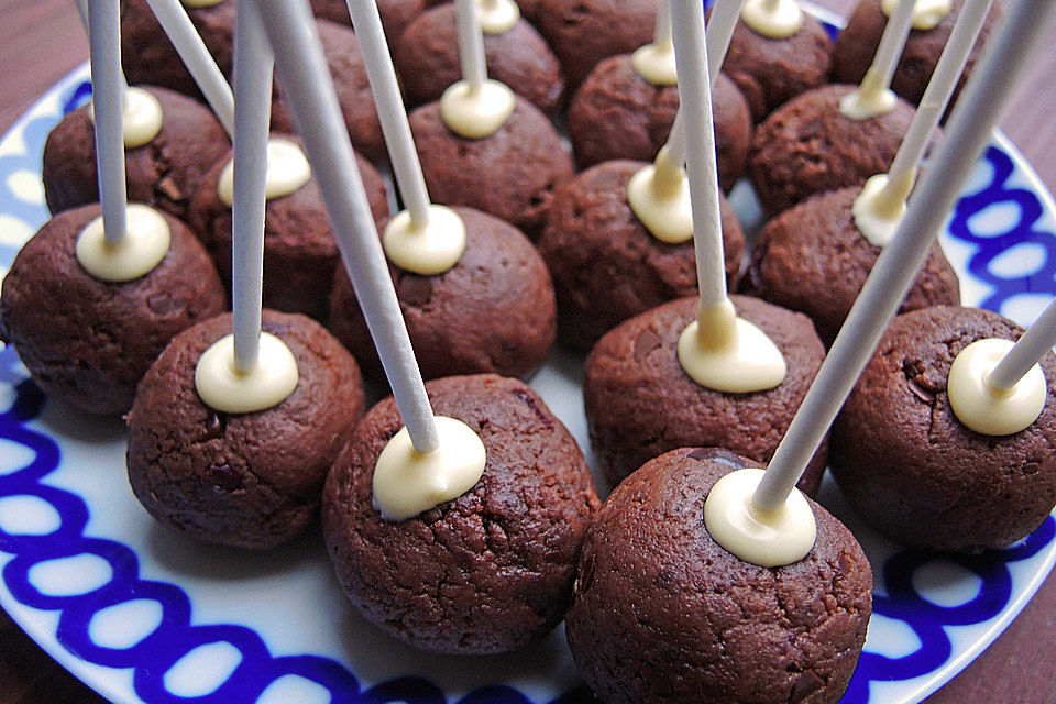 Schwarzwälder Kirsch Cake Pops