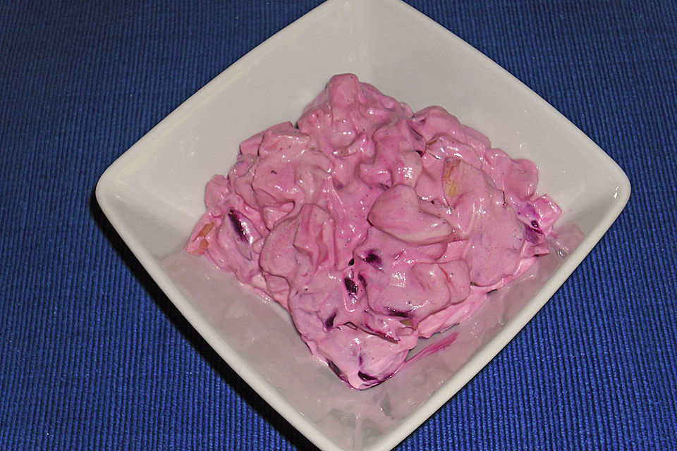 Rote Bete-Apfel-Zwiebelsalat