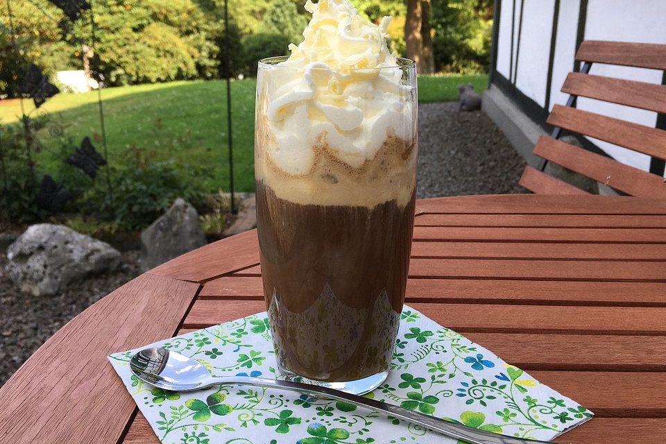 Eiskaffee nach Uromas Art