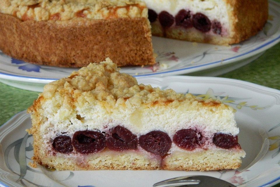 Krümeltorte mit Kirsch - Quarkfüllung