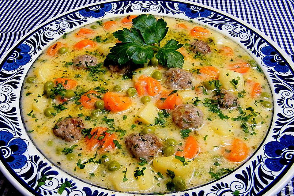 Kartoffel-Möhren Suppe