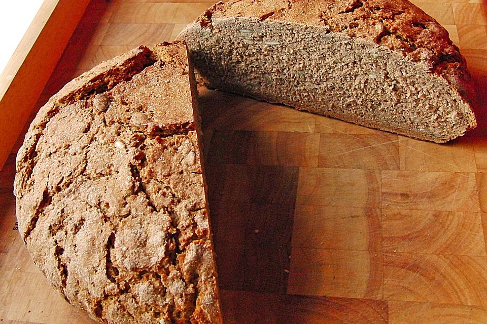 Vollkorn-Sauerteigbrot