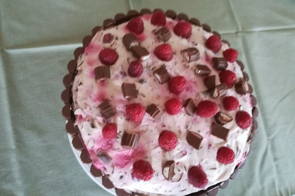 Yogurette-Himbeertorte