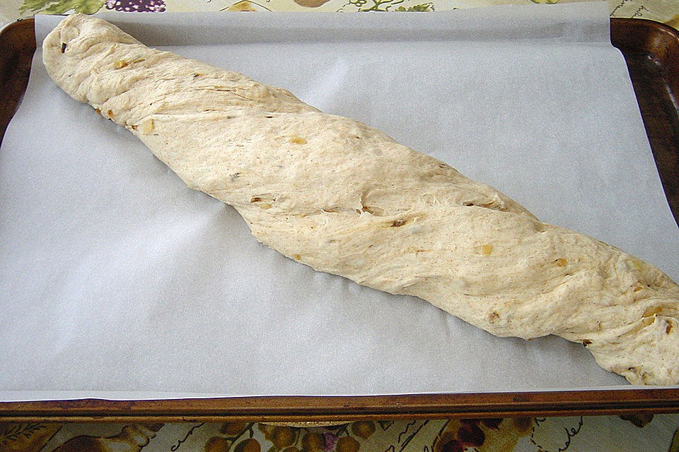 Zwiebelbaguette mit Dinkelmehl