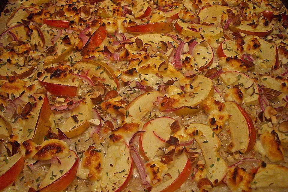 Flammkuchen mit Apfel