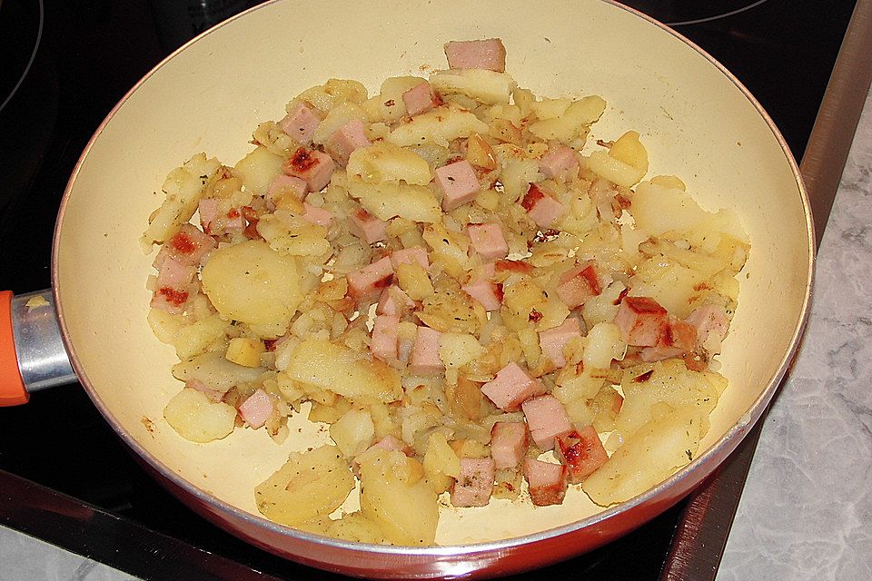 Apfel - Bratwurst - Pfanne