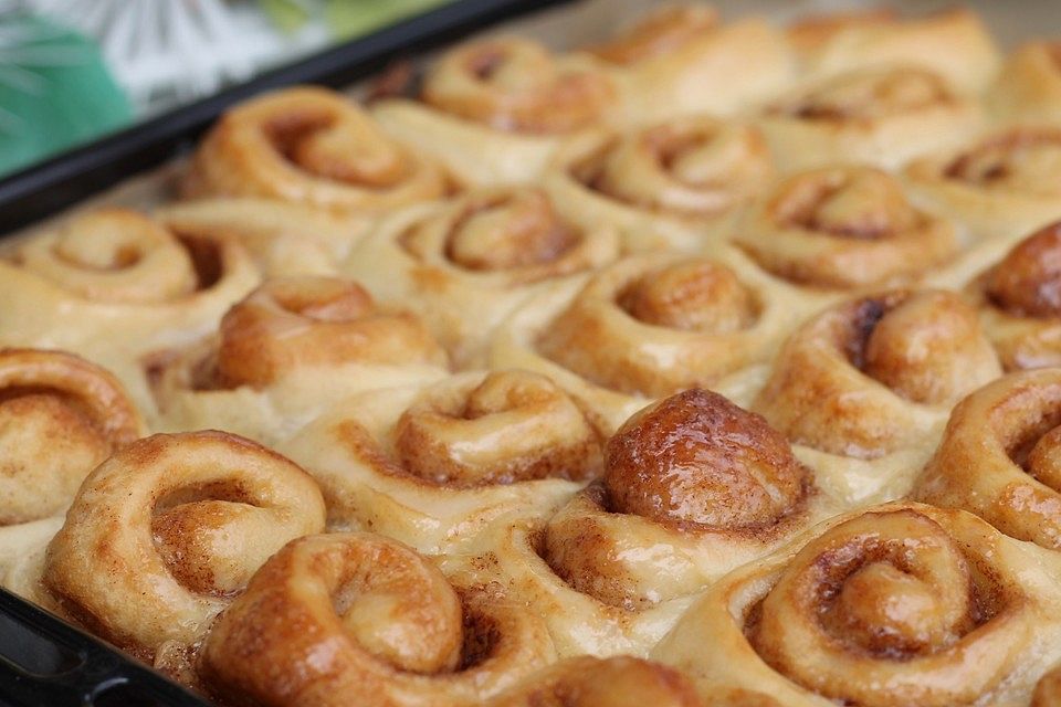 Zimtschnecken mit Sahneguss