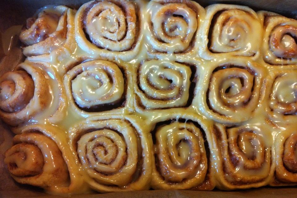 Zimtschnecken mit Sahneguss